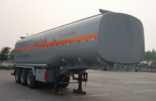 LHY9404GHY化工液体运输半挂车(图2)